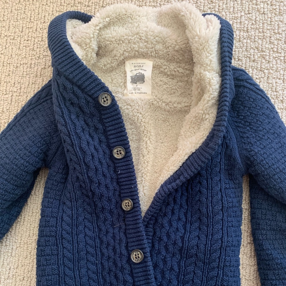 Boy’s fleece aligned sweater jacket (never worn)